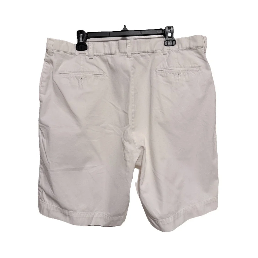 Polo Ralph Lauren Shorts Mens 40 White Solid Cotton Twill Flat Front Chino‎